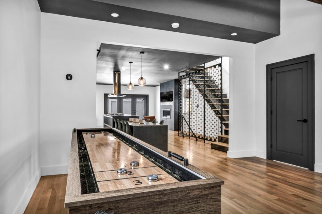 14-web-or-mls-1971-w-77th-st